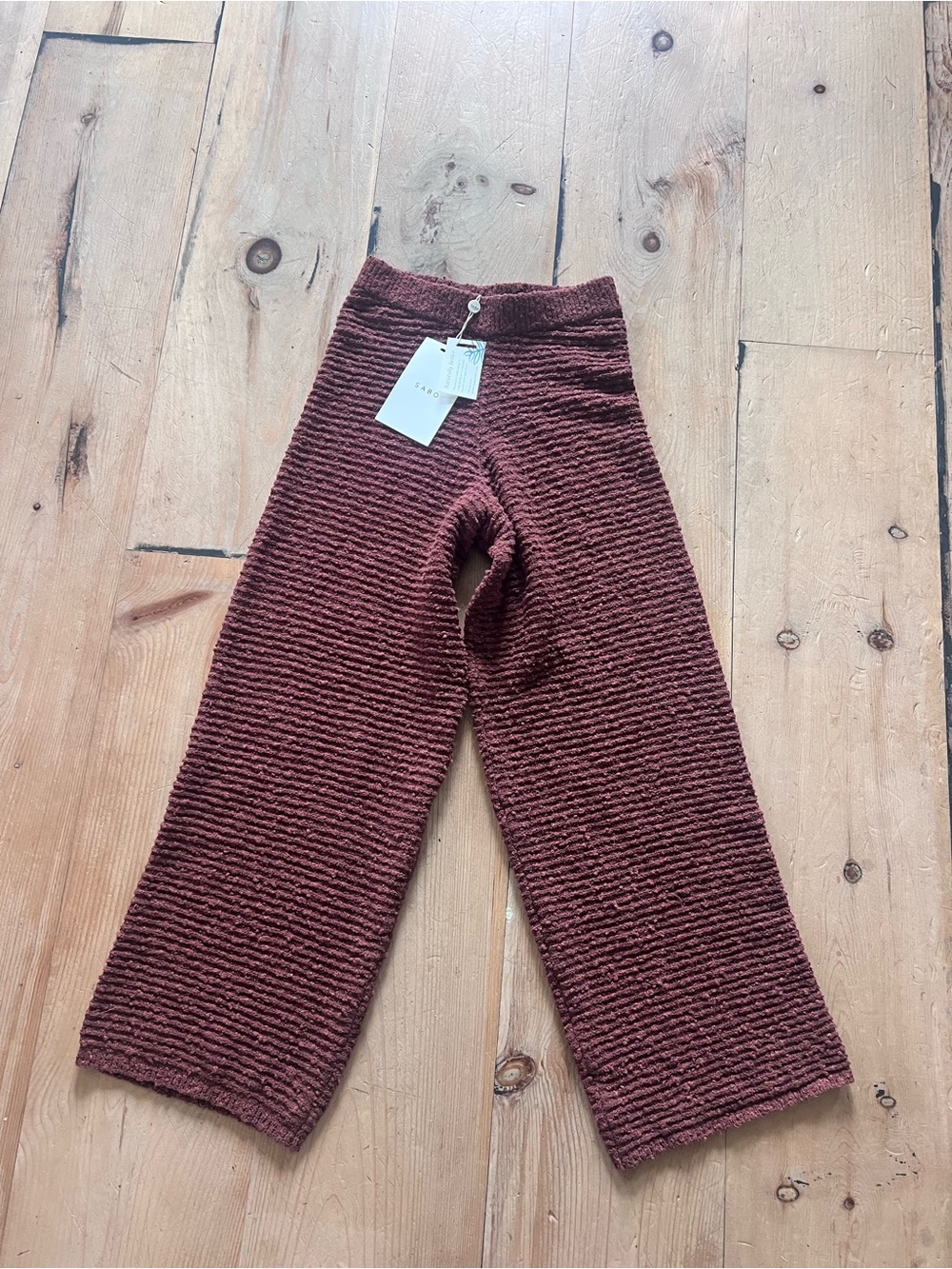 Wide-Leg Ribbed Pants in Rust - Picture 2 of 10
